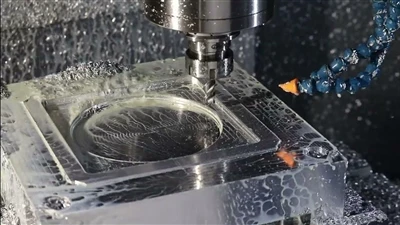 Veidojot oglekļa šķiedras termoplastiskā kompozīta tehnoloģiju
